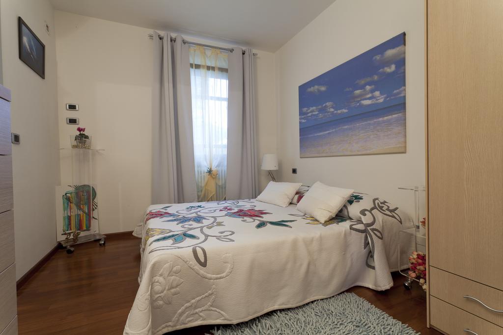 Villa Degli Ulivi B&B Финале Лигуре Стая снимка