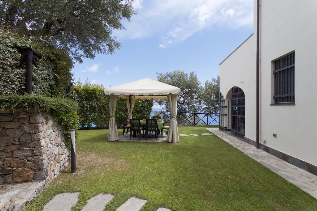 Villa Degli Ulivi B&B Финале Лигуре Екстериор снимка