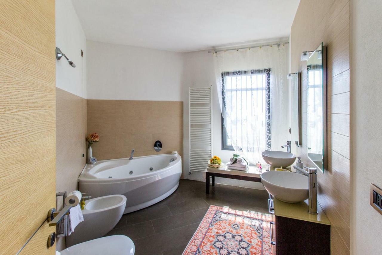 Villa Degli Ulivi B&B Финале Лигуре Екстериор снимка